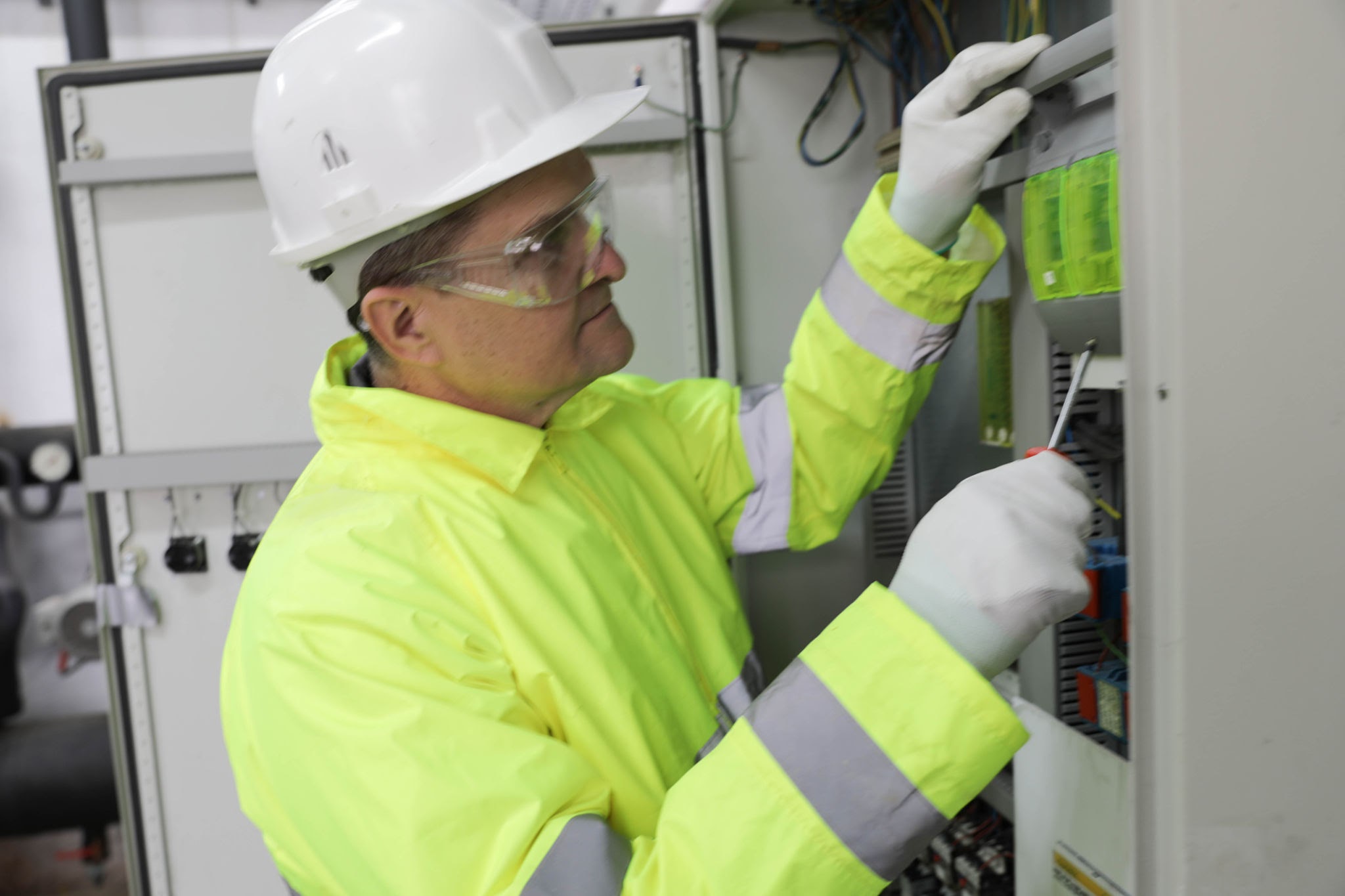 Professional Electrician & Electrical Services